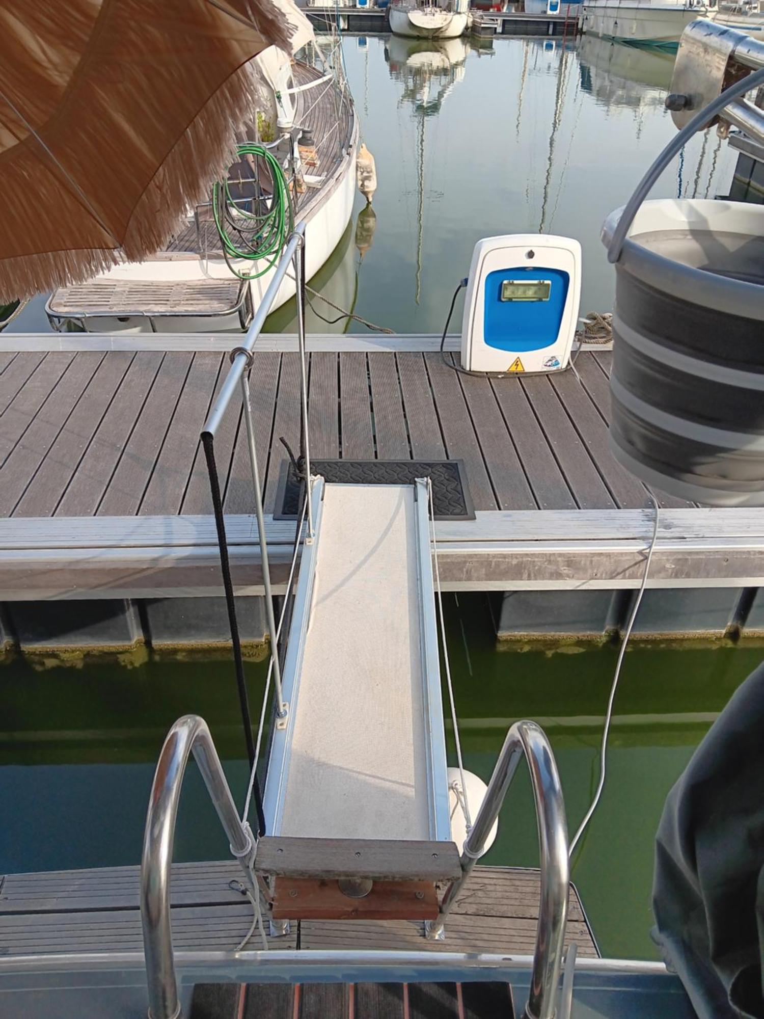 Bateau Cocoon En Amoureux Bordeaux Exterior photo