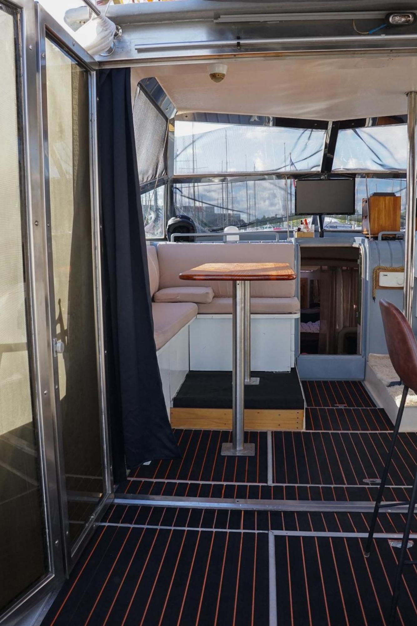 Bateau Cocoon En Amoureux Bordeaux Exterior photo